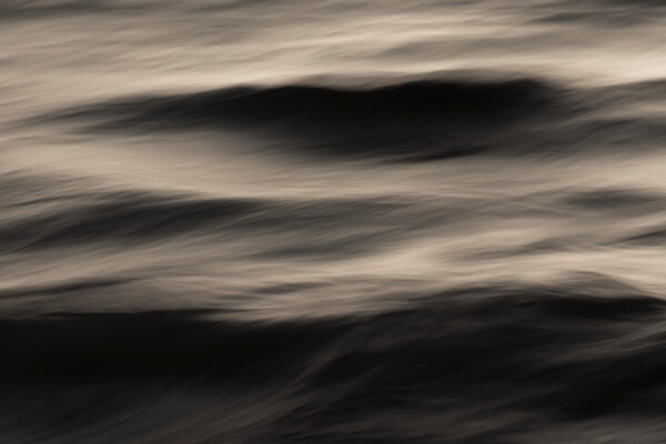 The Uniqueness of Waves XII af Tal Paz-Fridman Illux Art shop - Fotokunst - Tal Paz-Fridman